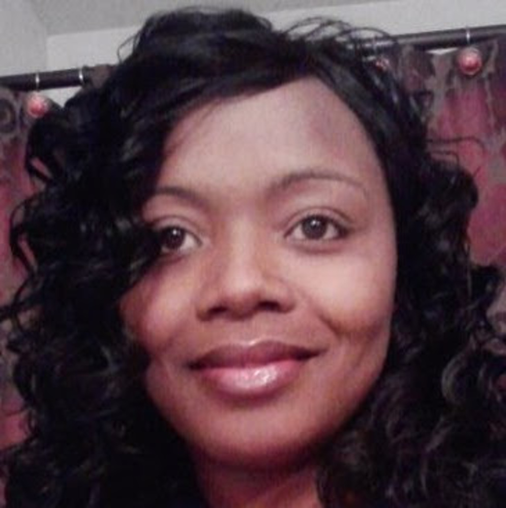 Meet your Posher, Shequila